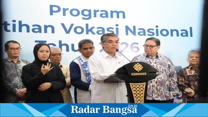 Konferensi pers pembukaan Program Pelatihan Vokasi Nasional 2026 di Kantor Kemnaker, Jakarta, Jumat (27/2/2026). (Foto Dok Ho/RadarBangsa.co.id)