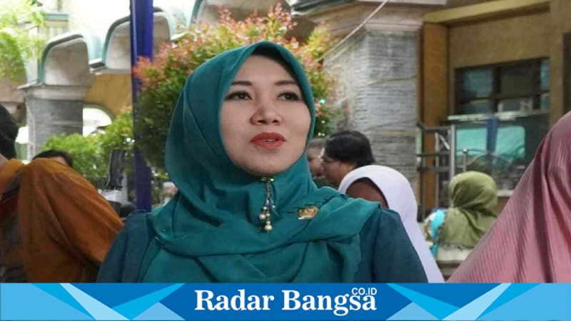 Anggota DPD RI dr. Lia Istifhama saat menyampaikan pernyataan dukungan di Surabaya, Selasa (24/02). (Foto Dok Ho/RadarBangsa.co.id)