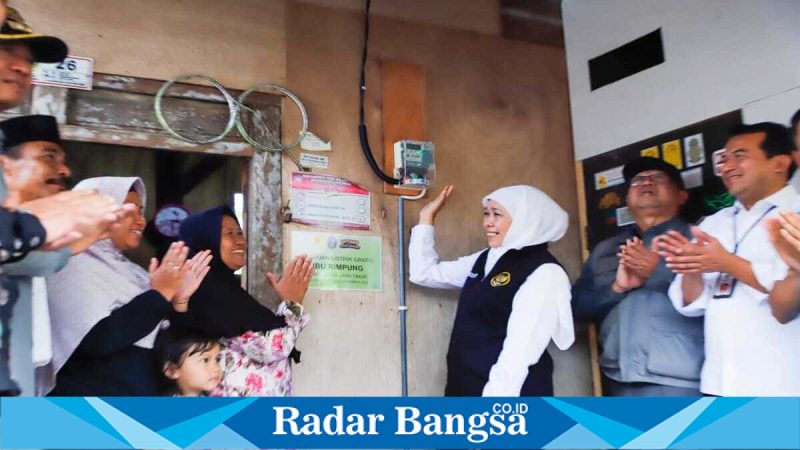 Gubernur Jatim Khofifah Indar Parawansa menyampaikan program listrik gratis bagi RTM, Kamis (5/2/2026). (Foto Dok Ho/Nul-RadarBangsa.co.id)