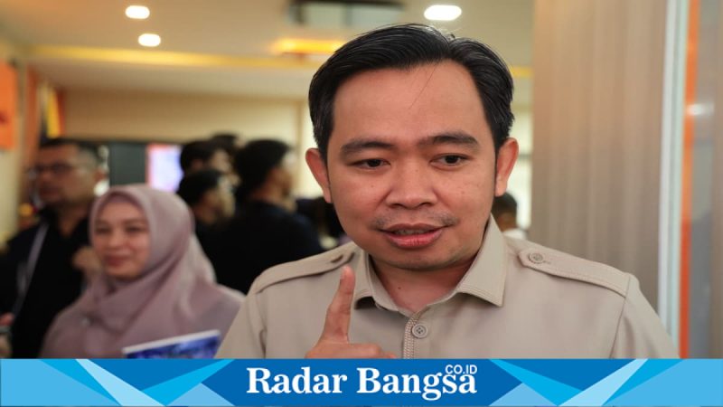 Bupati Jember Gus Fawait saat evaluasi program MBG dan pembentukan Satgas SPPG, Selasa (25/2/2026). (Foto Dok Ho/RadarBangsa.co.id)