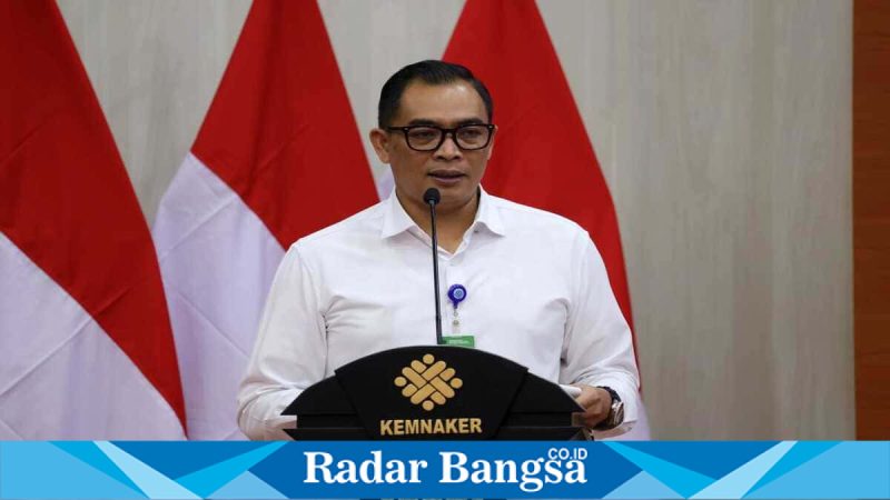 Kepala Biro Humas Kemnaker, Faried Abdurrahman Nur Yuliono, menyampaikan imbauan kewaspadaan terhadap situs palsu Skillhub di Jakarta, Selasa (24/2/2026). (Foto Dok Ho/RadarBangsa.co.id)