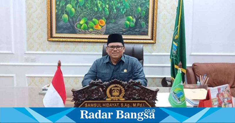 Ketua DPRD Kabupaten Pasuruan Samsul Hidayat menyampaikan hasil IKM 2025 di Pasuruan, Kamis (20/2/2026). (Foto Dok Ho/RadarBangsa.co.id)
