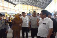 Komisi V DPR RI meninjau kesiapan Terminal Purabaya di Sidoarjo, Senin (23/2), jelang arus mudik Lebaran. (Foto Dok Ho/RadarBangsa.co.id)