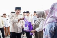 Bupati Lamongan Yuhronur Efendi saat safari Ramadhan di Desa Banjarmadu. Rabu, 25 Februari 2026  (Foto Dok Ho/RadarBangsa.co.id)