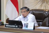 Menaker Yassierli memberi arahan kepada Dewan Pengawas dan Direksi BPJS Ketenagakerjaan, Senin (23/2/2026). (Foto Dok Ho/RadarBangsa.co.id)