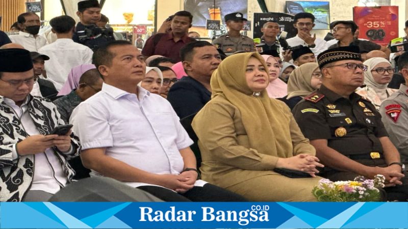 Aktivitas bongkar muat hasil tangkap nelayan NTB di Pelabuhan Perikanan, Senin (24/2/2026). (Foto Dok Ho/RadarBangsa.co.id)