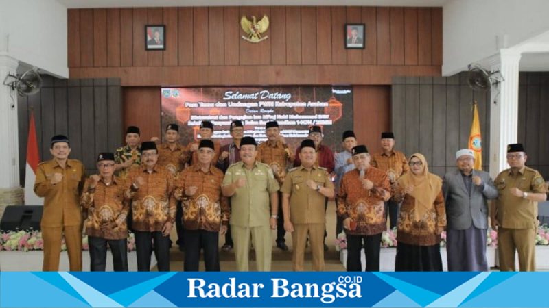Pengurus PWRI Asahan dan tamu undangan mengikuti pengajian Isra Mi’raj di Pendopo Rumah Dinas Bupati Asahan, Senin (9/2/2026). (Foto Dok Ho/RadarBangsa.co.id)
