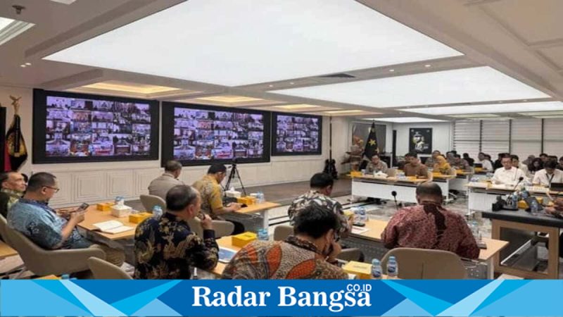 Rapat koordinasi Polri bersama Kementan, Bulog, BPK, Himbara, dan asosiasi pakan ternak untuk penguatan ekosistem jagung pakan ternak. (Foto Dok Ho/Nul- RadarBangsa.co.id, Jumat 6/2/2026) 