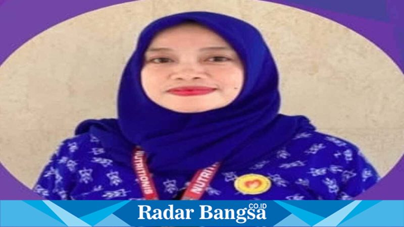 Kepala Instalasi Gizi RSUD H. Moh Ruslan memberi edukasi soal konsumsi mie instan saat buka puasa, Selasa (25/2/2026). (Foto Dok Ho/RadarBangsa.co.id)