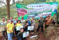 Penanaman pohon di lahan rawan tanah gerak Dusun Sempu, Desa Cowek, Purwodadi, Selasa (10/2/2026). (Foto Dok Ho/RadarBangsa.co.id)