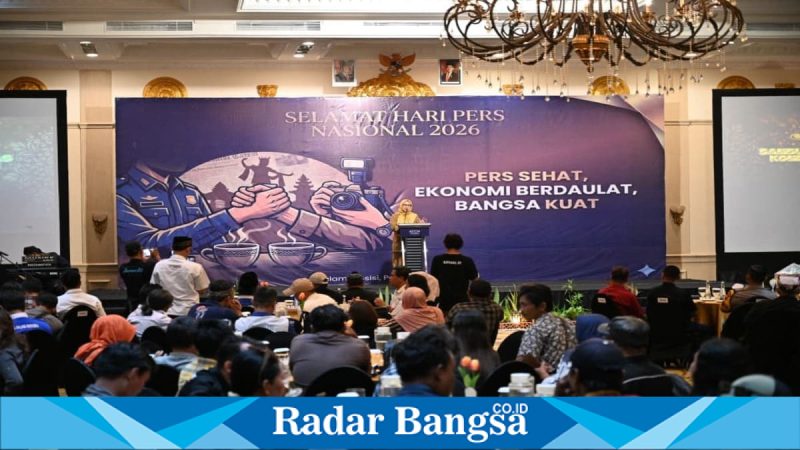 Ratusan insan pers bersama Pemkab dan Polresta Banyuwangi menghadiri peringatan Hari Pers Nasional 2026, Senin (9/2/2026). (Foto Dok Ho/RadarBangsa.co.id)