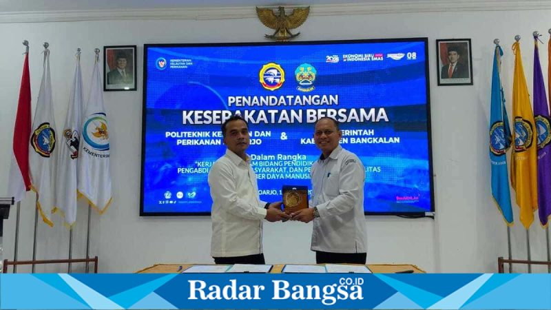Bupati Bangkalan Lukman Hakim saat kuliah umum di Politeknik Kelautan dan Perikanan Sidoarjo, Rabu (11/3/2026) (Foto Dok Ho/RadarBangsa.co.id)