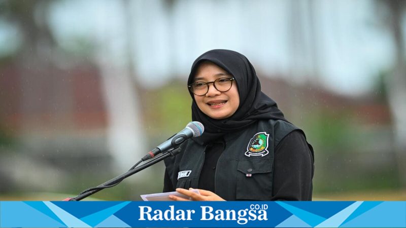 Bupati Banyuwangi Ipuk saat pimpin apel kebijakan hemat energi, Rabu (25/3/2026). (Foto Dok Ho/RadarBangsa.co.id)