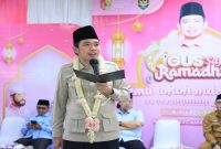 Bupati Jember Gus Fawait saat bertemu tokoh masyarakat di Kantor Kecamatan Kalisat, Senin (9/3/2026). (Foto Dok Ho/RadarBangsa.co.id)