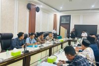Rapat Pansus DPRD Kabupaten Pasuruan membahas rencana pemanfaatan hutan Prigen, Rabu (04/03/2026). (Foto Dok Ho/RadarBangsa.co.id)