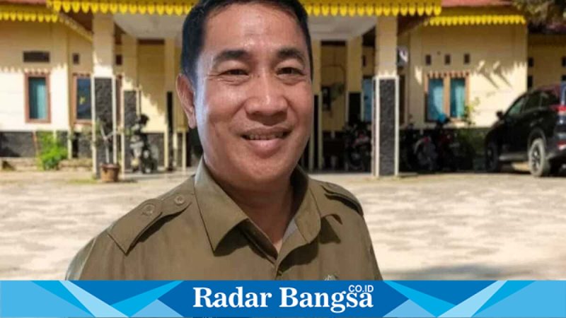 Plt Disnaker Pelalawan Devitson Saharudin menyampaikan anjuran pembayaran THR 2026 kepada perusahaan, Jumat (6/3/2026). (Foto Dok Ho/RadarBangsa.co.id)