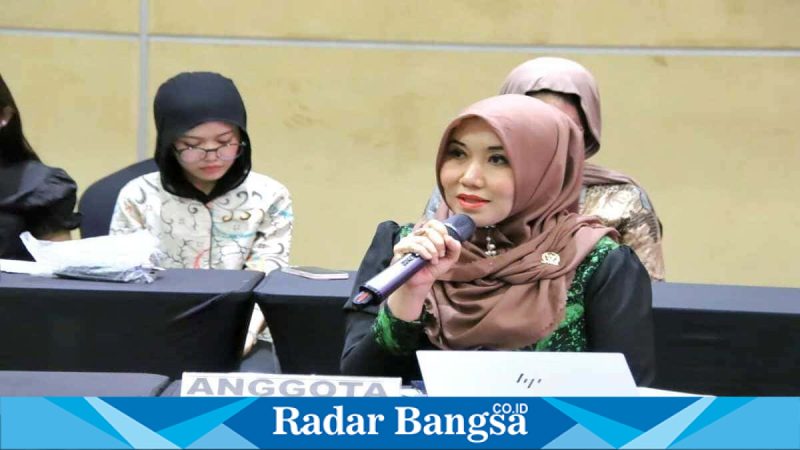 Anggota DPD RI Lia Istifhama menghadiri FGD penguatan demokrasi Pancasila Badan Pengkajian MPR di Tangerang Selatan, Banten, Sabtu (14/3). (Foto Dok Ho/RadarBangsa.co.id)