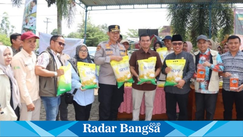Gerakan Pangan Murah Polres Musi Rawas, Sabtu 14 Maret 2026, warga antre membeli bahan pokok terjangkau. Sabtu, 14 Maret 2026 (Foto Dok Ho/RadarBangsa.co.id)