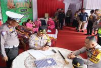 Kapolres Pelalawan saat meninjau pospam mudik, Rabu (18/3/2026). (Foto Dok Ho/RadarBangsa.co.id)