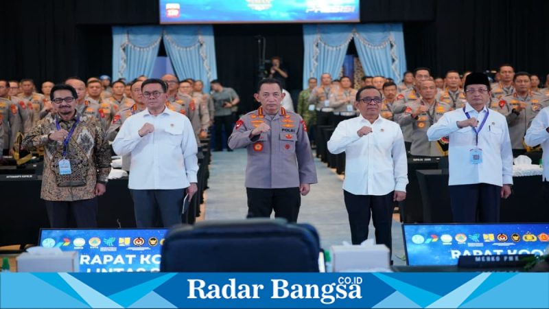 Kapolri Listyo Sigit Prabowo saat rapat koordinasi Operasi Ketupat 2026 di Jakarta Selatan, Senin (2/3/2026). (Foto Dok Ho/RadarBangsa.co.id)