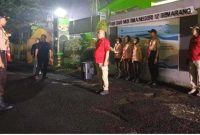 Relawan dan organisasi masyarakat membuka Posko Mudik Lebaran 2026 di SMAN 12 Semarang, Selasa (10/3/2026). (Foto Dok Ho/RadarBangsa.co.id)