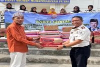 Kalapas Narkotika Pamekasan menyerahkan bantuan sosial kepada Panti Asuhan Muhammadiyah, Rabu (11 Maret 2026). (Foto Dok Ho/RadarBangsa.co.id)