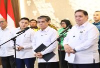 Menteri Ketenagakerjaan Yassierli saat konferensi pers kebijakan THR 2026 di Jakarta, Selasa (3/3/2026). (Foto Dok Ho/RadarBangsa.co.id)