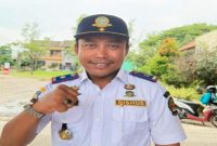 Kepala Dinas Perhubungan Bangkalan Moh. Hasan Faisol menjelaskan program mudik gratis rute Surabaya–Bangkalan menjelang Idulfitri 1447 H di Bangkalan, Jumat (5/3/2026). (Foto Dok Ho/RadarBangsa.co.id)