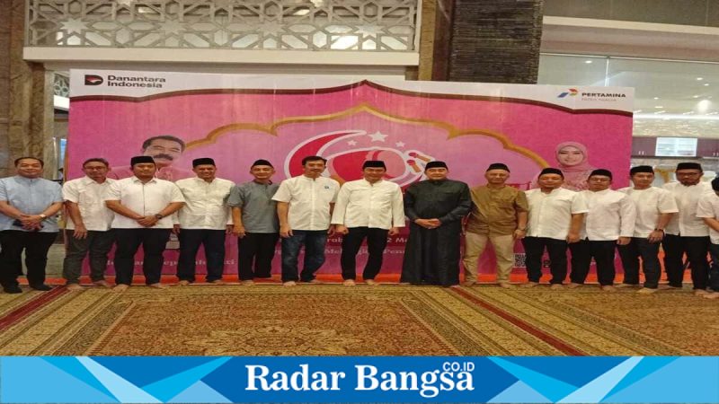 Suasana buka puasa bersama Hiswana Migas dan Pertamina Patra Niaga di Hall Masjid Namira, Tikung, Lamongan, Kamis (12/3/2026). (Foto Dok Ho/RadarBangsa.co.id)