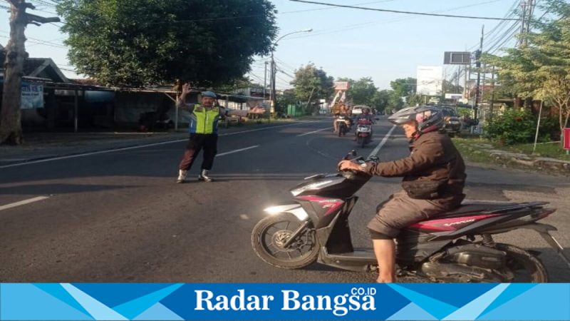 Petugas Polsek Tikung saat Commander Wish, Rabu (25/3/2026) pagi (Foto Dok Ho/RadarBangsa.co.id)