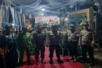 Petugas gabungan amankan hiburan elektune di Tikung, Jumat 27 Maret 2026 (Foto Dok Ho/RadarBangsa.co.id)