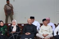 Wali Kota Lubuk Linggau H Rachmat Hidayat saat buka puasa bersama Kepala OPD, Minggu (1/3/2026). (Foto Dok Ho/RadarBangsa.co.id)