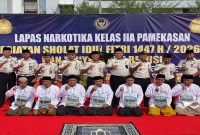 Suasana Sholat Idul Fitri dan penyerahan remisi di Lapas Narkotika Pamekasan, Sabtu (21/3/2026). (Foto Dok Ho/RadarBangsa.co.id)
