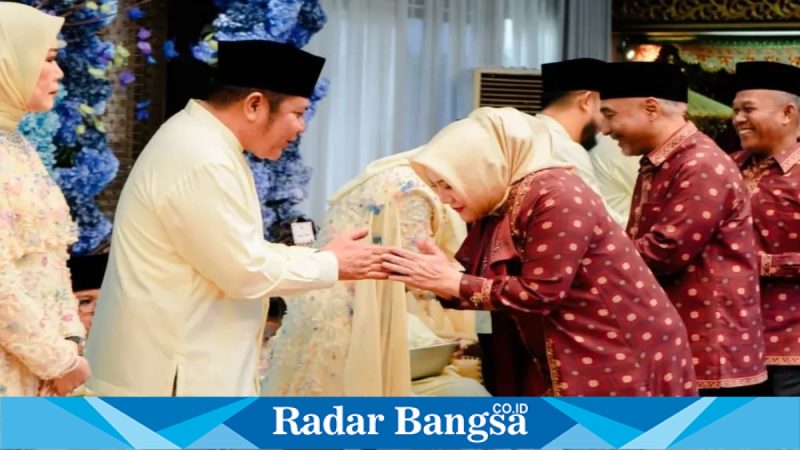 Bupati Musi Rawas saat silaturahmi dengan Gubernur Sumsel di Palembang, Minggu (22/03/2026). (Foto Dok Ho/RadarBangsa.co.id)