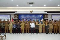Foto bersama saat penyerahan LKPD 2025 unaudited oleh pemda se-Jatim di Kantor BPK Sidoarjo, Senin 30 Maret 2026. (Foto Dok Ho/RadarBangsa.co.id)