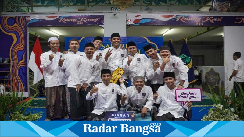 Penyerahan penghargaan Semarak Ramadan 1447 H kepada warga binaan Lapas Lombok Barat, Jumat (13/3/2026). (Foto Dok Ho/RadarBangsa.co.id)