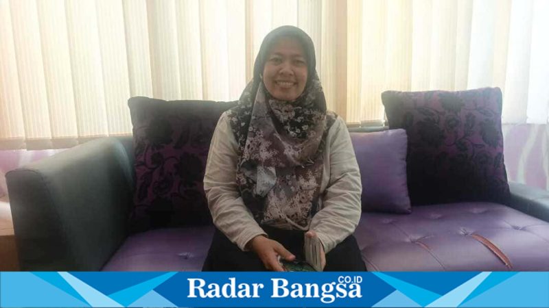 Plt. Kasi Penyelenggaraan Haji dan Umrah Kemenag Sidoarjo, Elliana, Senin (20/4/2026). (Foto Dok Ho/RadarBangsa.co.id)