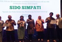 Sekda Sidoarjo menghadiri penandatanganan komitmen penurunan AKI dan AKB di Hotel Aston, Jumat (10/4/2026). (Foto Dok Ho/RadarBangsa.co.id)