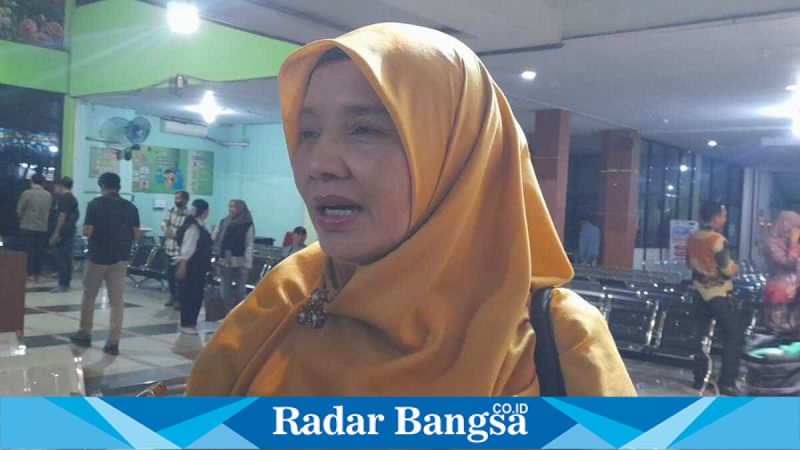 Petugas MPP Mini melayani warga di wilayah Jember, Kamis (23/4/2026). (Foto Dok Ho/RadarBangsa.co.id)