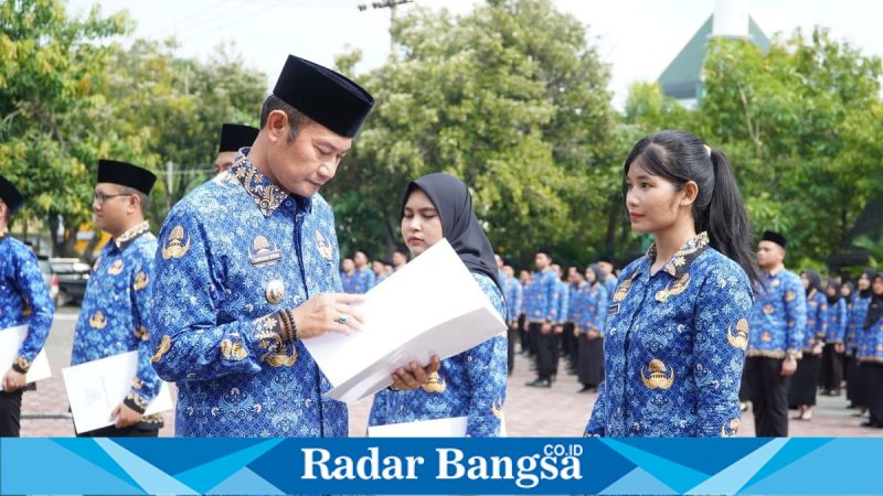 BUPATI Lamongan Yuhronur Efendi menyampaikan kebijakan WFH ASN dan efisiensi energi, Kamis 2 April 2026. (Foto Dok Ho/RadarBangsa.co.id)