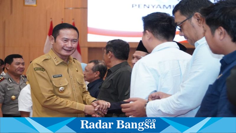 Rapat Paripurna DPRD Lamongan penyampaian rekomendasi LKPJ 2025, Senin (27/4). (Foto Dok Ho/RadarBangsa.co.id)