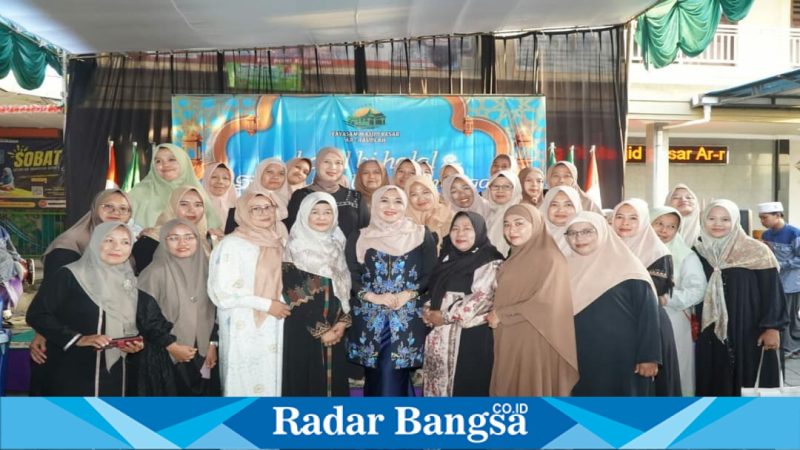 Anggota DPD RI Lia Istifhama saat kegiatan serap aspirasi di Banyuwangi, Minggu (19/4/2026). (Foto Dok Ho/RadarBangsa.co.id)