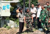 Peninjauan lokasi pembangunan jembatan Desa Plumbungan, Sukodono, Sabtu (25/4/2026). (Foto Dok Ho/RadarBangsa.co.id)