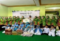 Penyaluran bantuan Pegadaian Peduli Dhuafa di Jawa Timur, Sabtu (4/4/2026). (Foto Dok Ho/RadarBangsa.co.id)