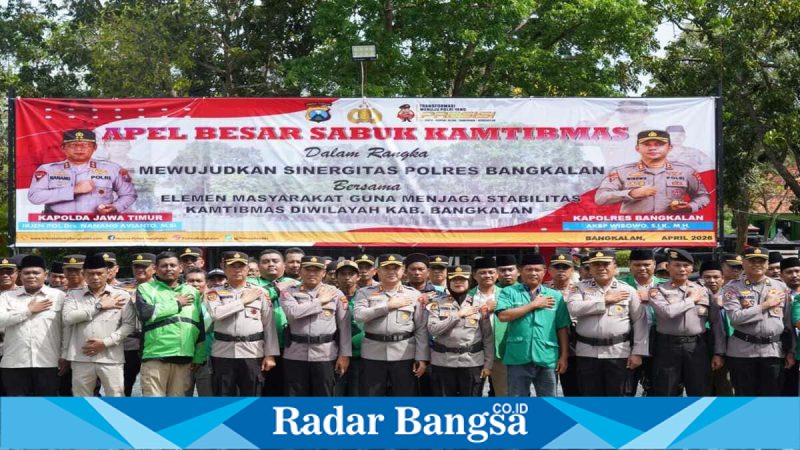 Kapolres Bangkalan memimpin Apel Besar Sabuk Kamtibmas di Bangkalan, Kamis (30/4/2026). (Foto Dok Ho/RadarBangsa.co.id)