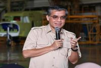 Menteri Ketenagakerjaan Yassierli meninjau peserta program Magang Nasional saat mengikuti pelatihan sertifikasi kompetensi, Senin (6/4/2026) (Foto Dok Ho/RadarBangsa.co.id)