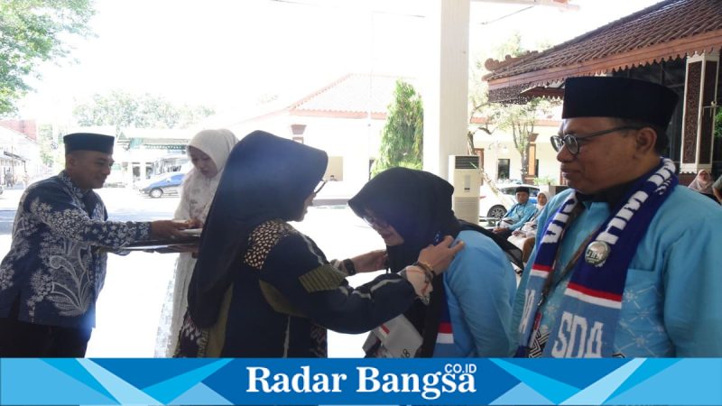 Pelepasan kloter pertama jamaah haji Sidoarjo di Pendopo Delta Wibawa, Minggu (26/4/2026) (Foto Dok Ho/RadarBangsa.co.id)