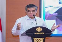 Menaker Yassierli saat penutupan Magang Nasional Batch I, Jumat (24/4/2026). (Foto Dok Ho/RadarBangsa.co.id)