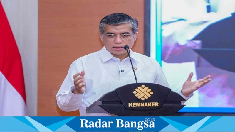 Menaker Yassierli saat penutupan Magang Nasional Batch I, Jumat (24/4/2026). (Foto Dok Ho/RadarBangsa.co.id)