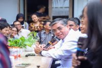 Menaker Yassierli meninjau program magang nasional di Semarang, Selasa (31/3/2026). (Foto Dok Ho/RadarBangsa.co.id)